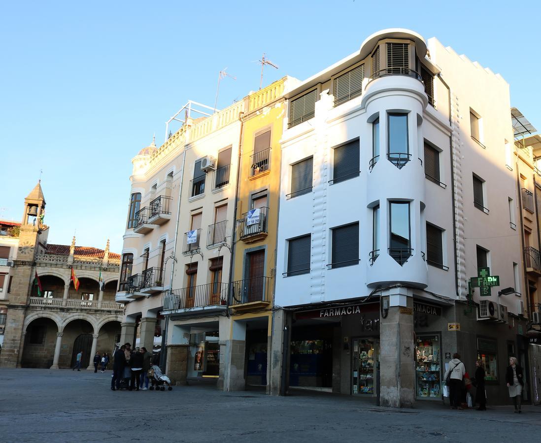 Plasencia Plaza Mayor Luxury Apartment Exterior photo